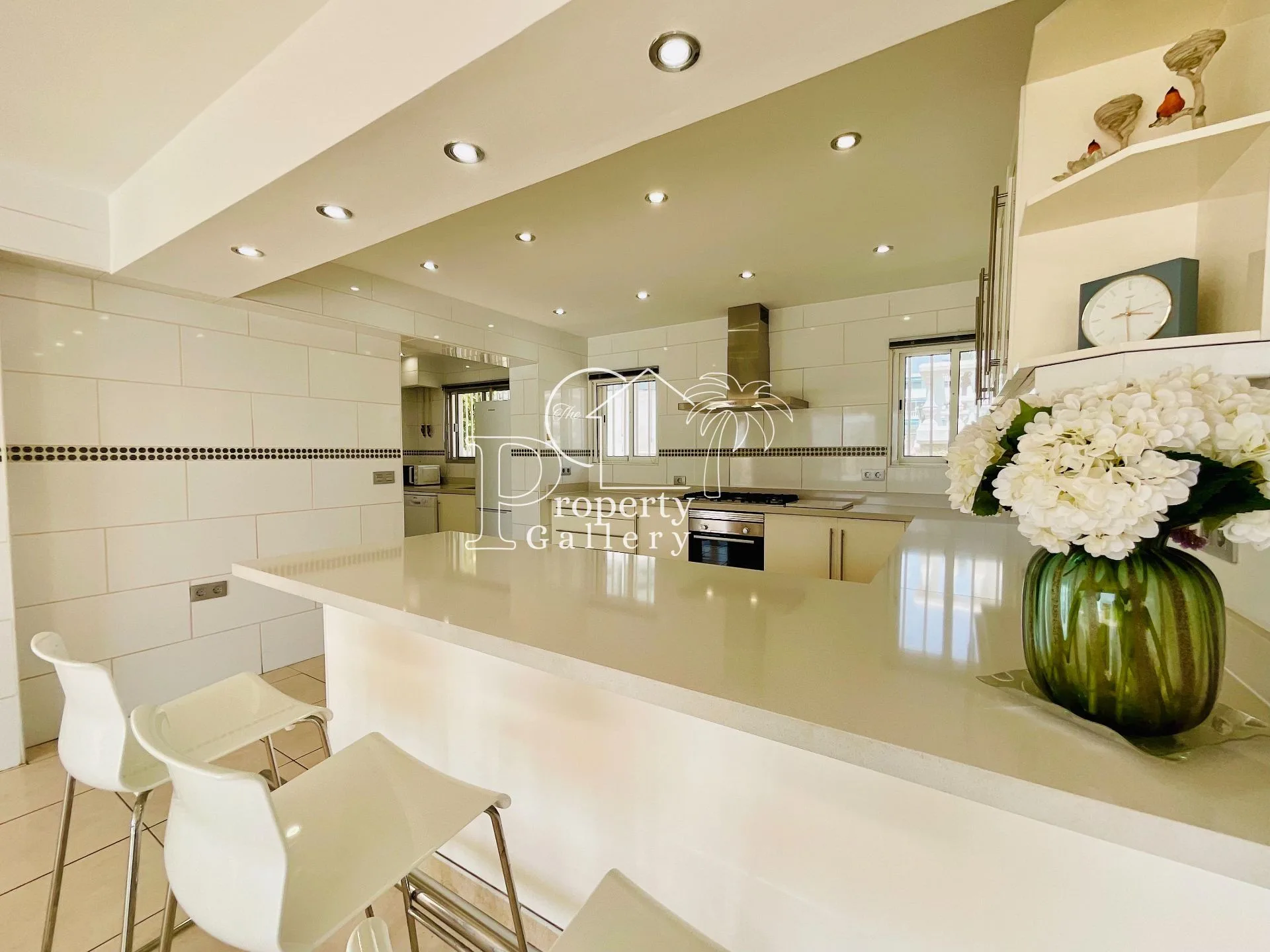 Villa for Sale in Playa de las Américas