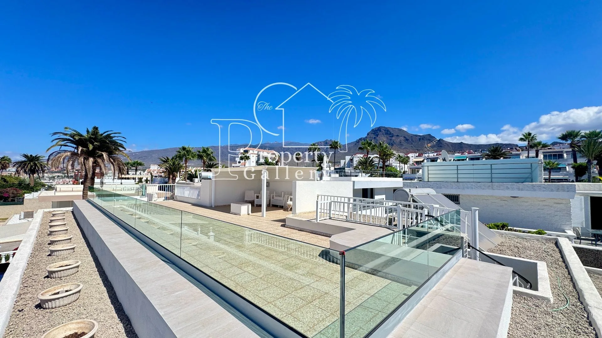 Villa for Sale in Playa de las Américas
