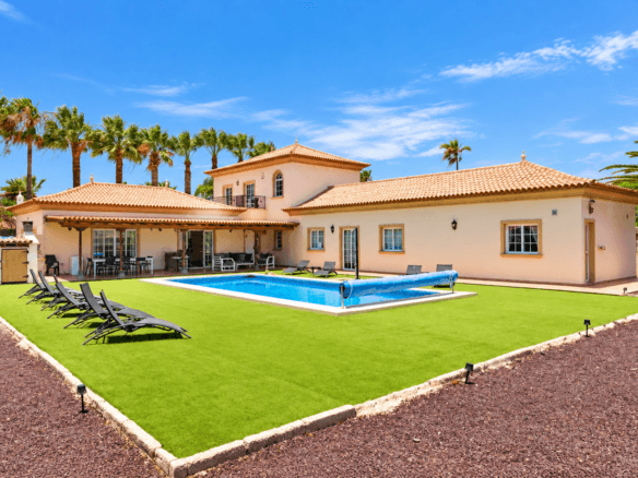 Villa for sale in Golf del Sur with private heated swimming pool and gardens