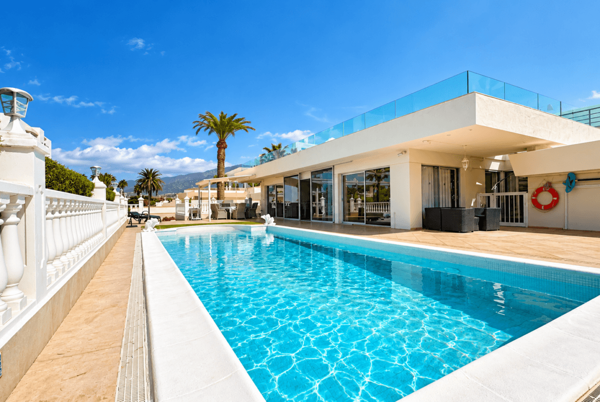 Villa for Sale in Playa de las Américas