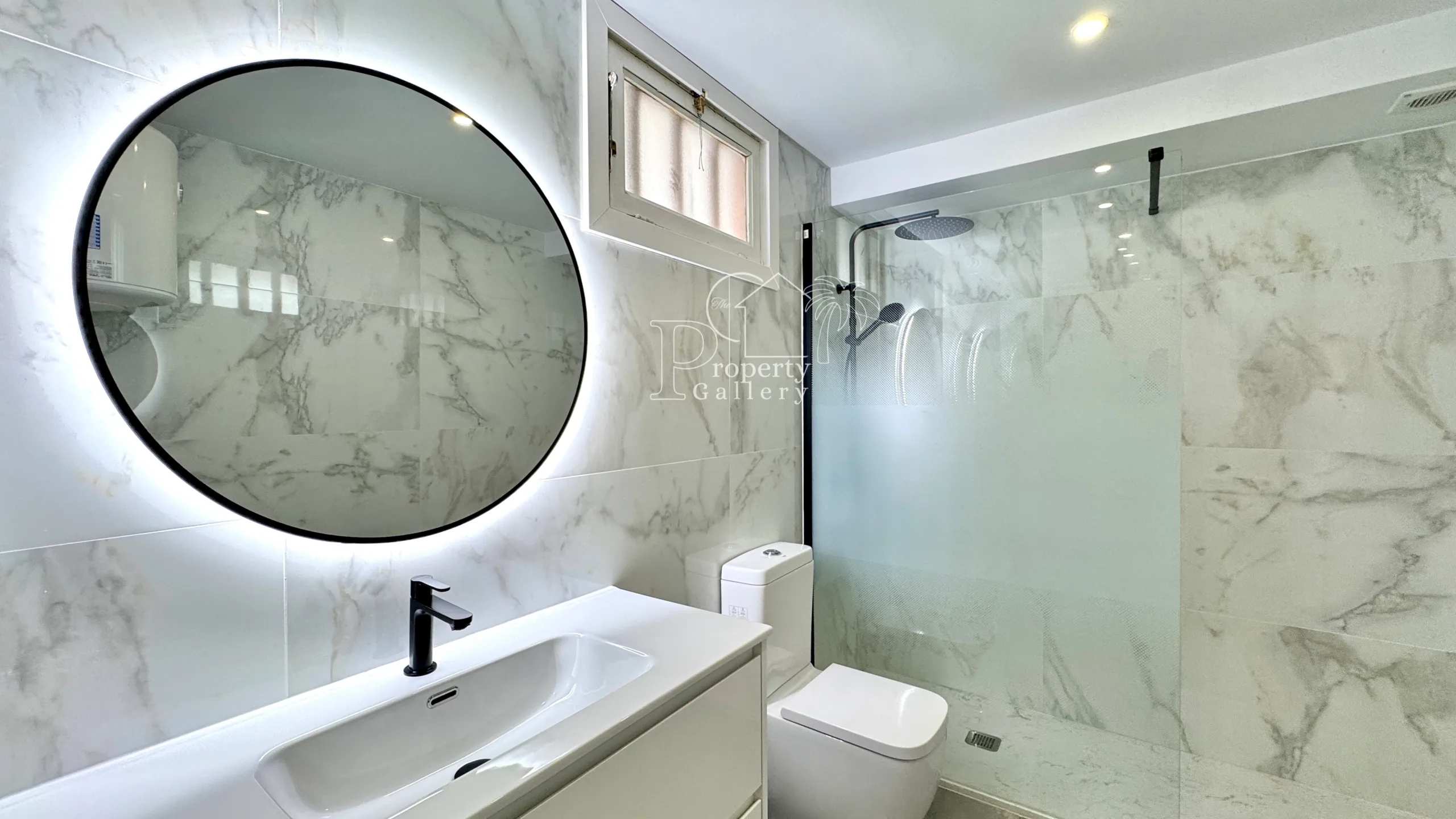 Apartment for Sale in Garden City, San Eugenio Bajo