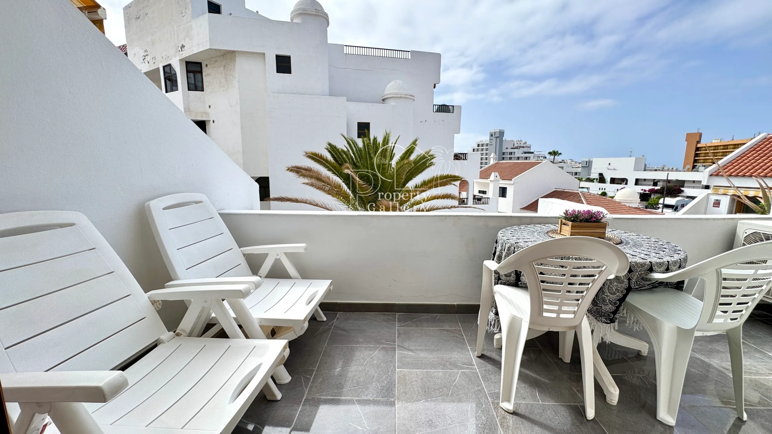 Apartment for Sale in Garden City, San Eugenio Bajo