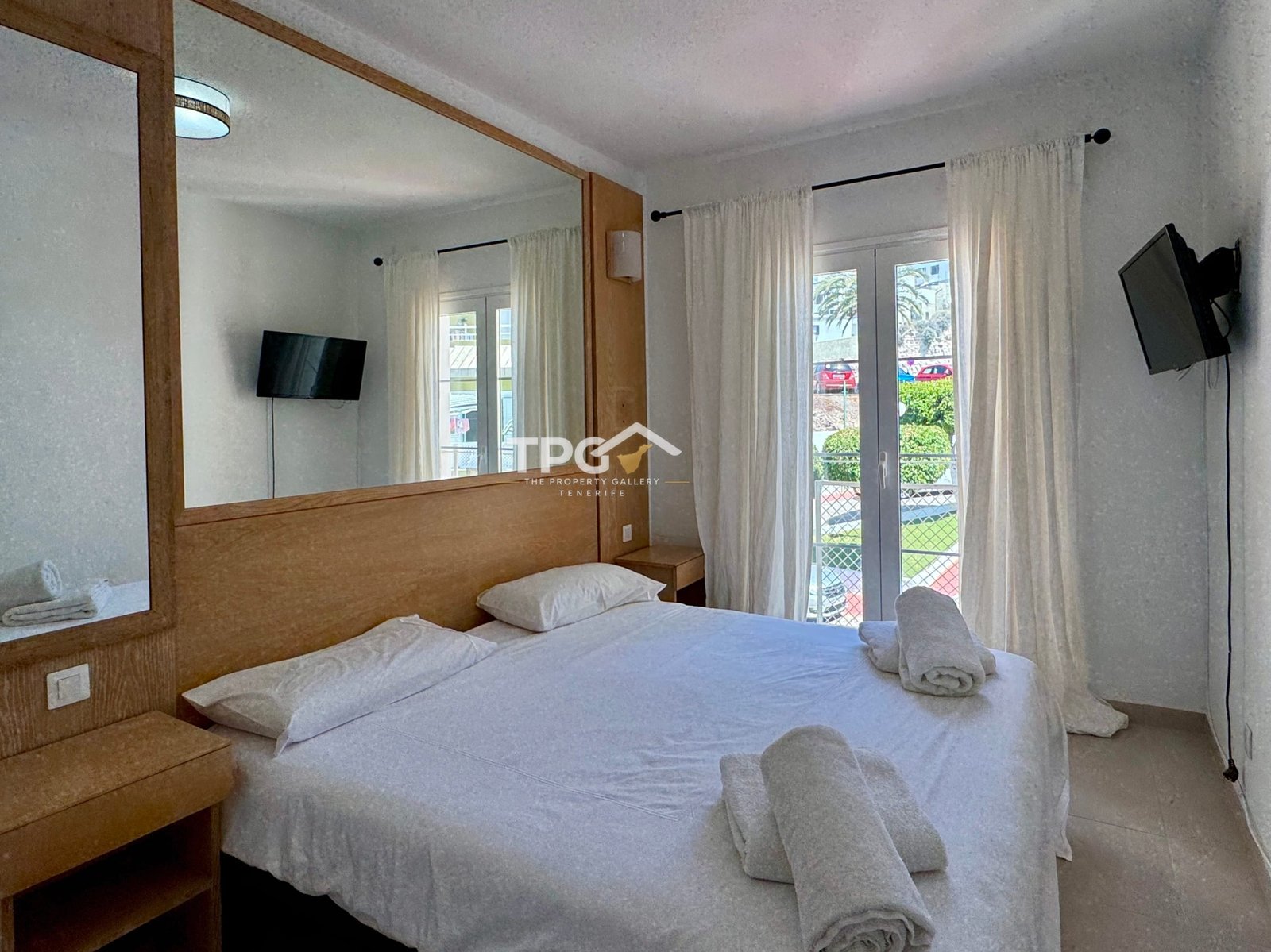 Apartment for Sale in Torviscas with Pool Views