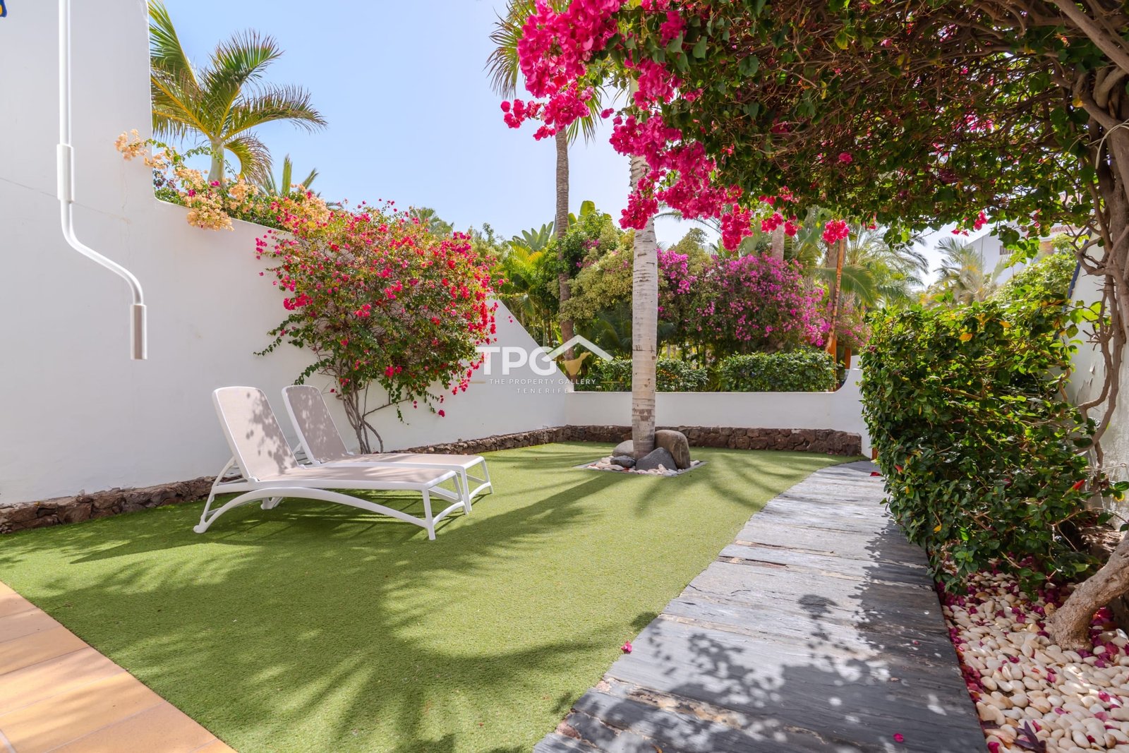 Beachfront Apartment for Sale in Parque Santiago 3