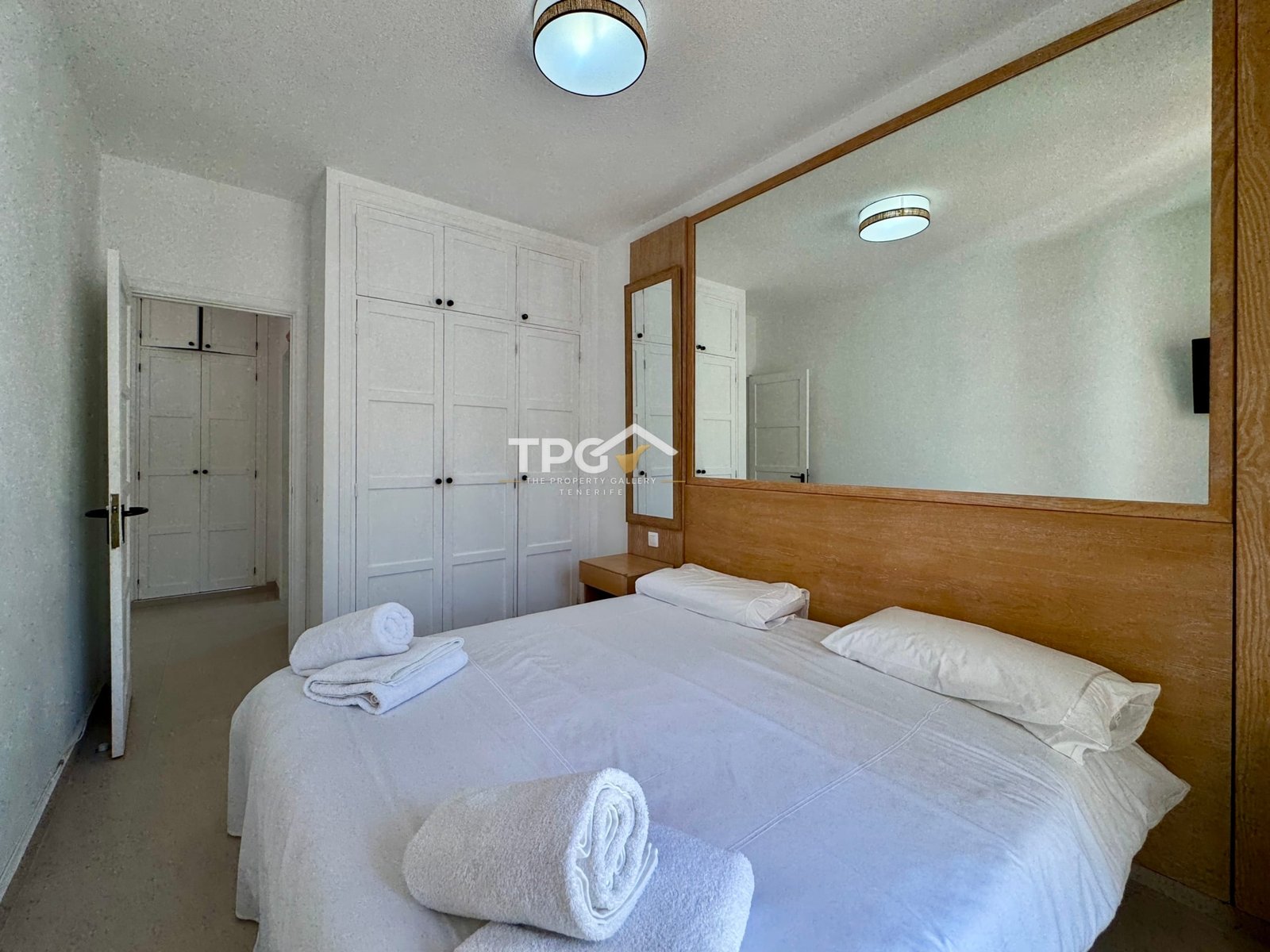 Apartment for Sale in Torviscas with Pool Views