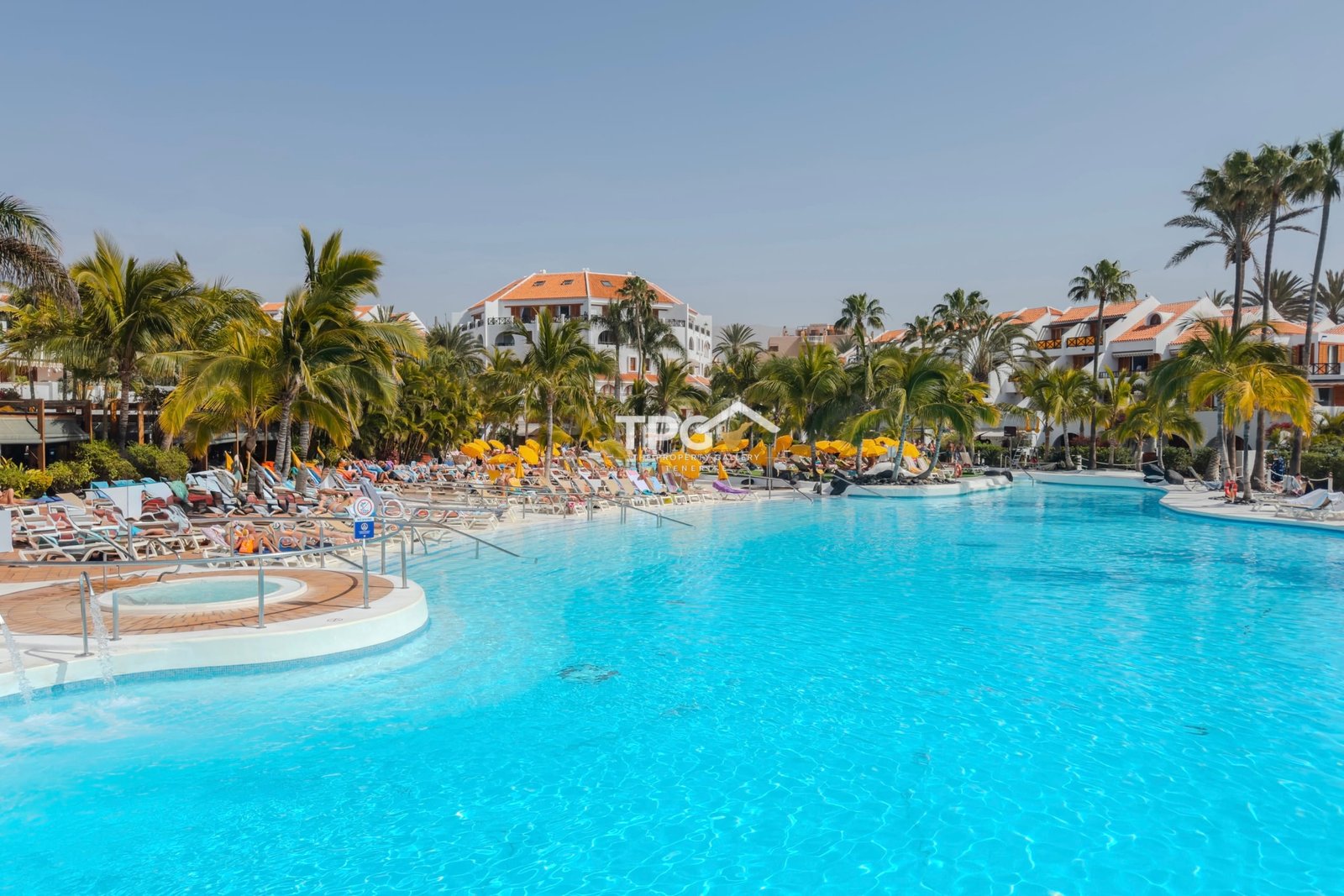 Beachfront Apartment for Sale in Parque Santiago 3