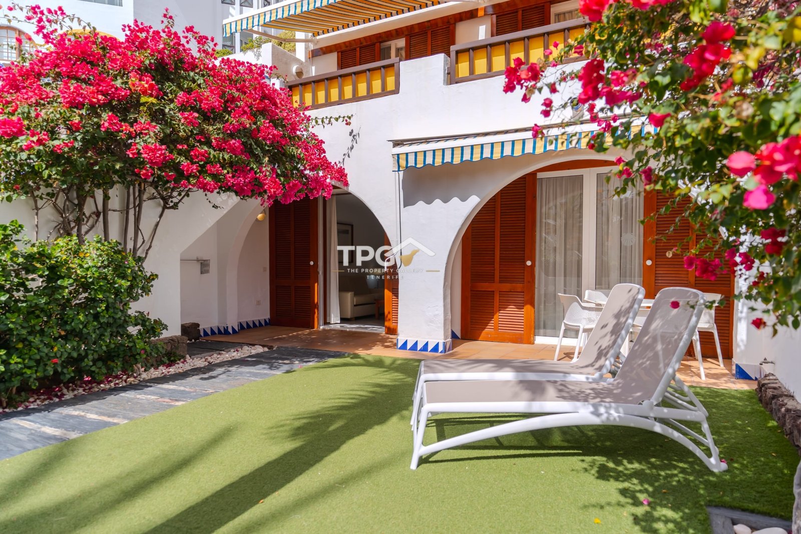 Beachfront Apartment for Sale in Parque Santiago 3