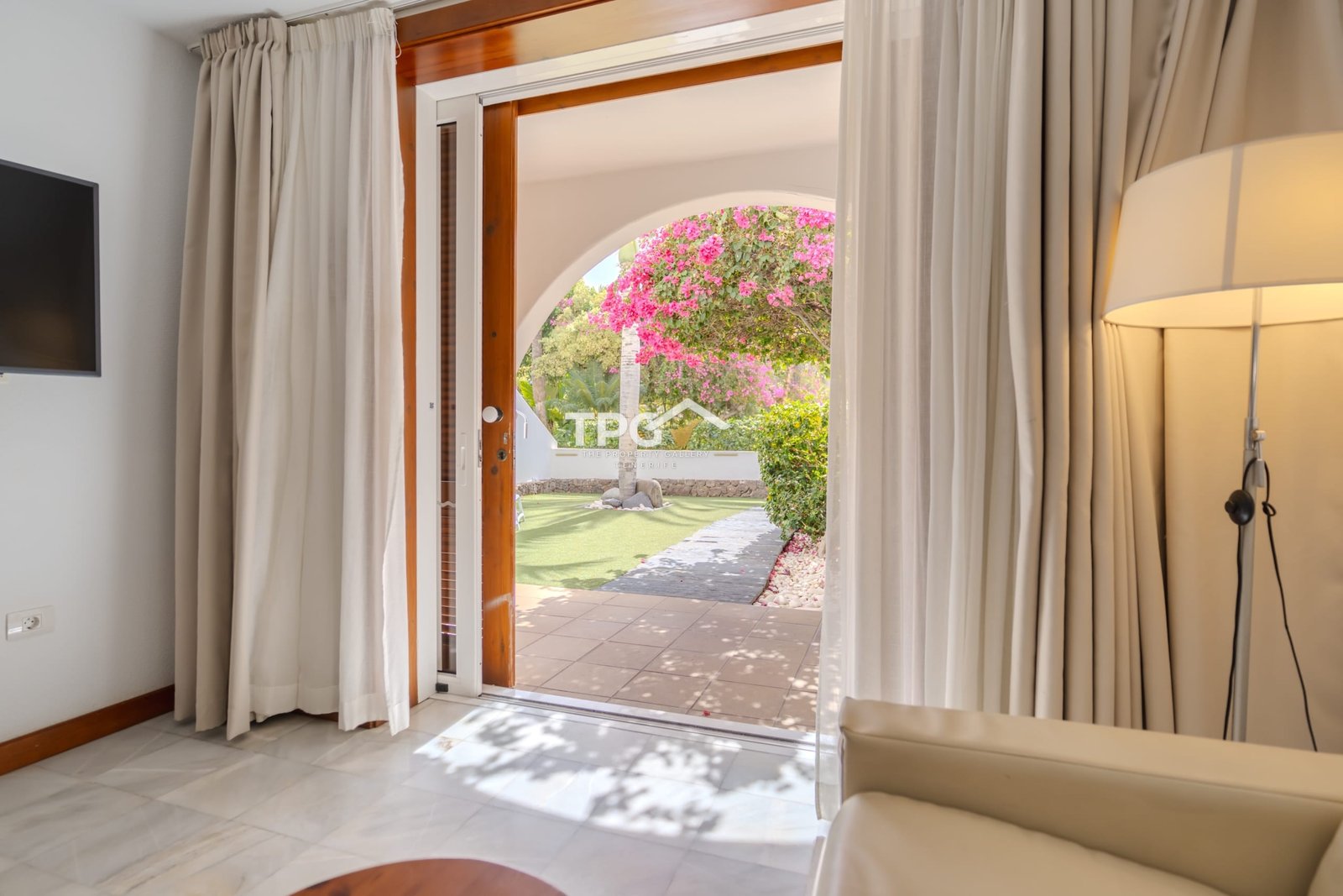 Beachfront Apartment for Sale in Parque Santiago 3