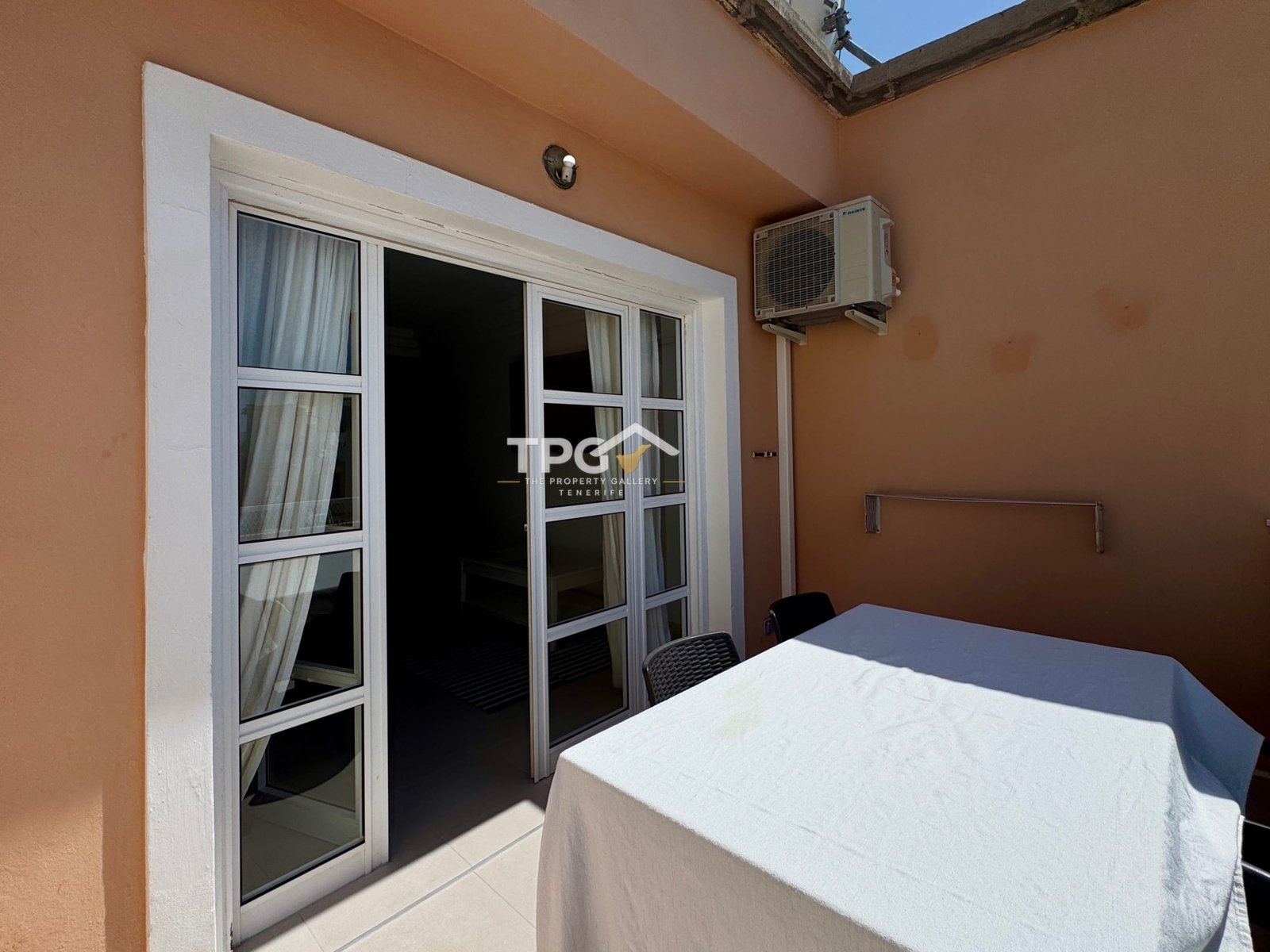 Apartment for Sale in Torviscas with Pool Views