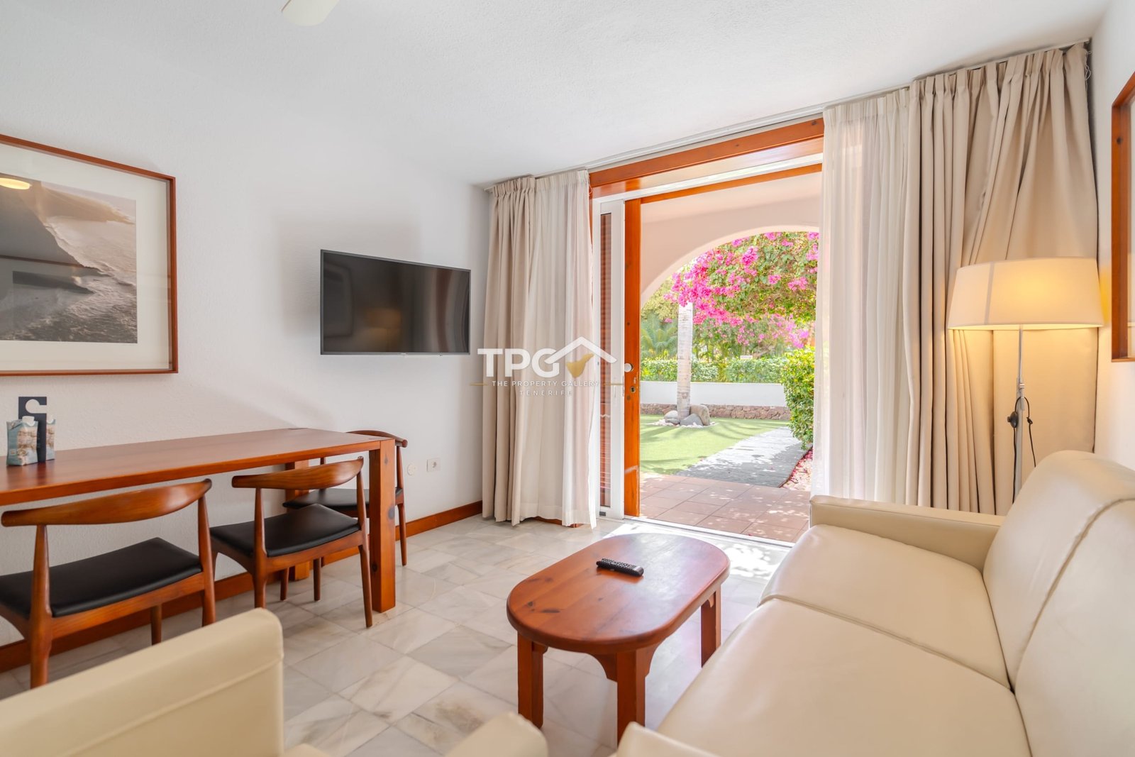 Beachfront Apartment for Sale in Parque Santiago 3